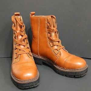Women's Cognac Lace-Up Combat Boots Size 8.5